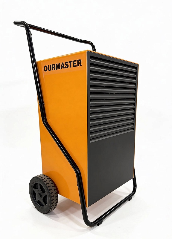 Осушитель воздуха Master DH100 для устранения последствий затопления